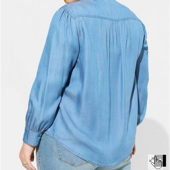 TORRID | Chambray Button Up Shirt 2X 3X - Picture 2 of 7